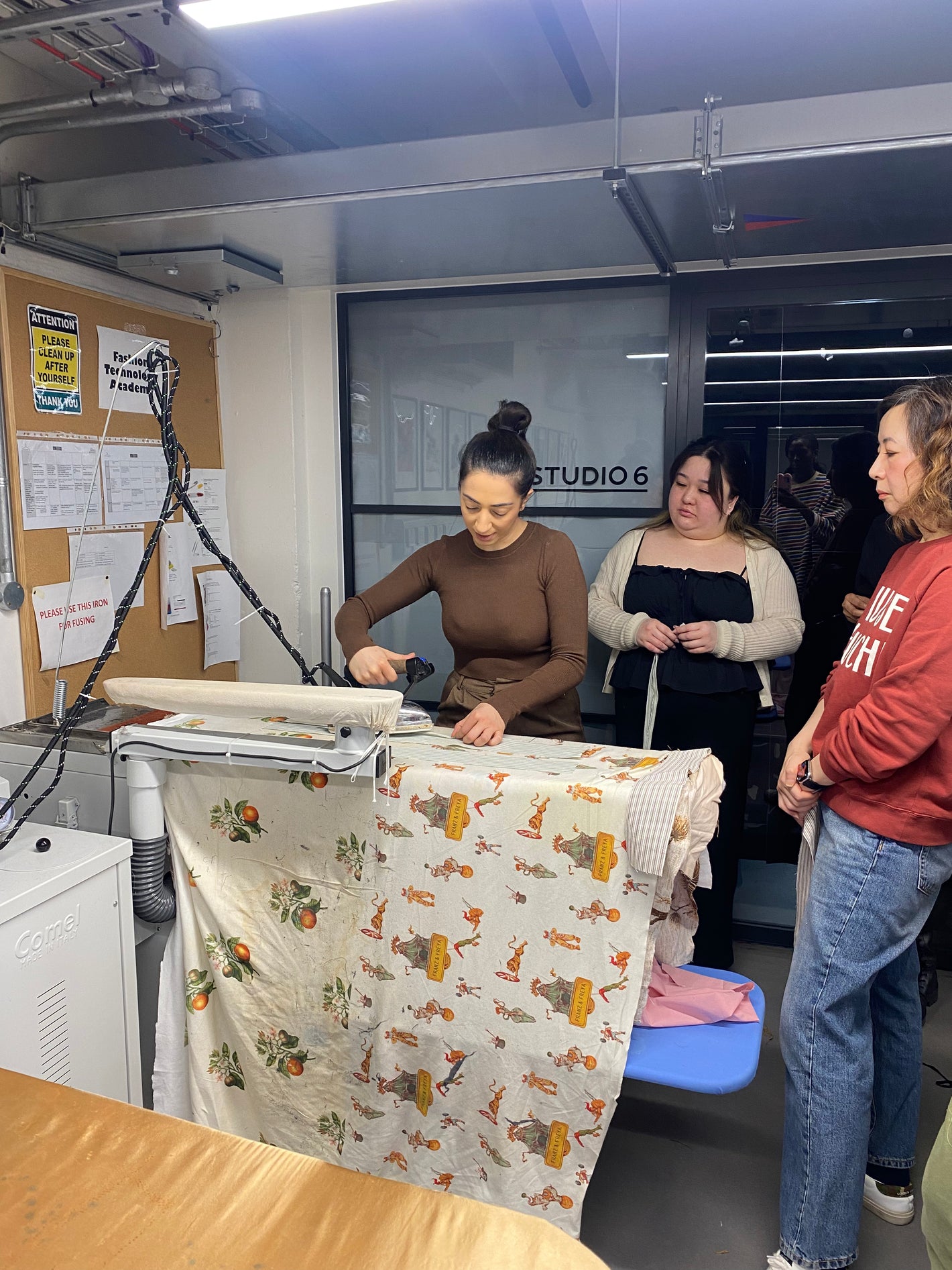 Upcycle Lab Upcycling Workshops – ReFAB Studio